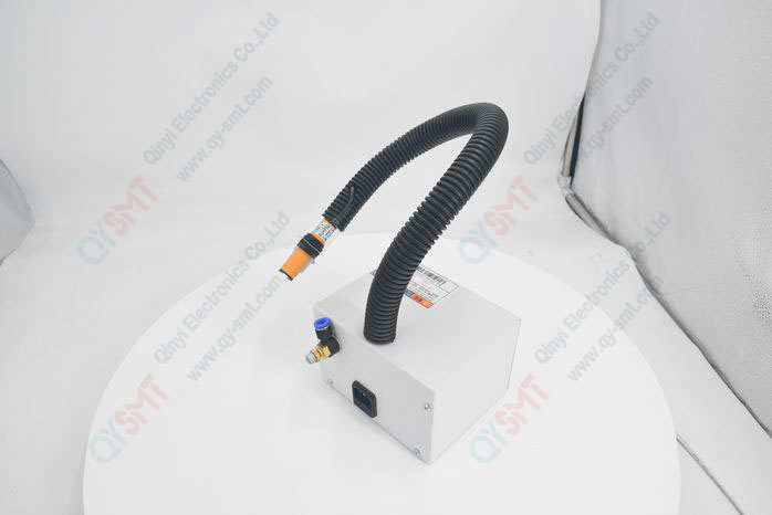 Ionizing air snake