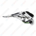 Nozzle catch lower lane with slit