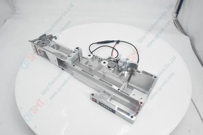 Feeder YE44 new type (slot Dep.16mm)
