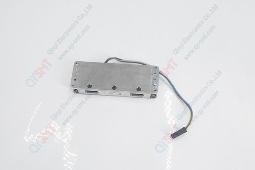 [.00353135] Twin Head Magnet