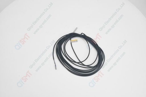 [E2E-CR8C1-5M] Sensor